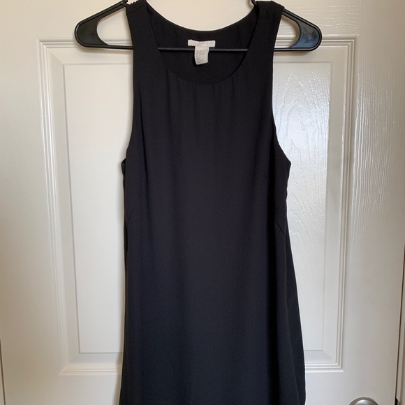 H&M Dresses & Skirts - H&M - Midi Dress H&M Dresses & Skirts - H&M - Midi Dress
